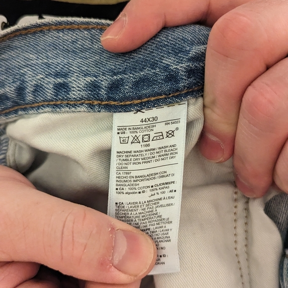 Jeans - Picture 3 of 3